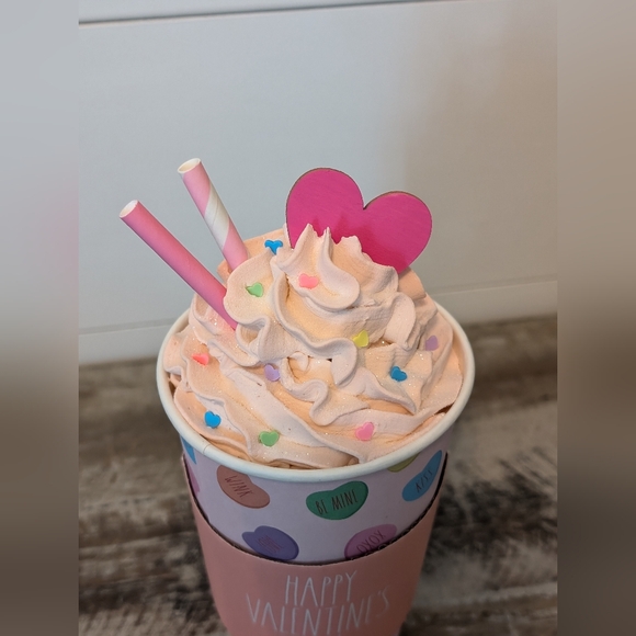 Valentine's Day Faux Whip Decor 🩷 - Picture 2 of 3